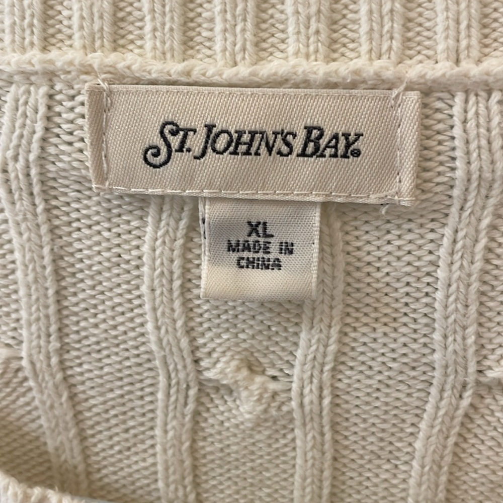 Cable knit off white sweater - Picture 2 of 4